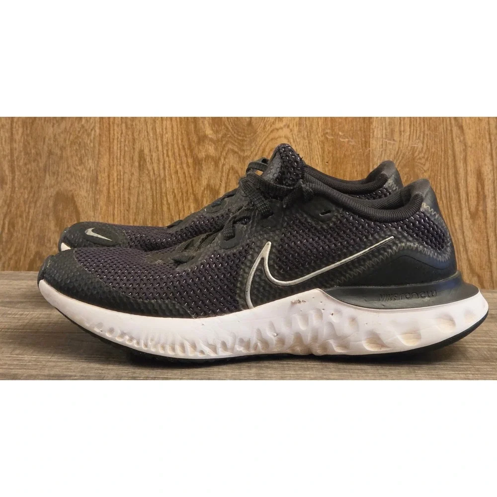 Nike Renew Run Athletic Shoes Youth Size 4.5Y Black
